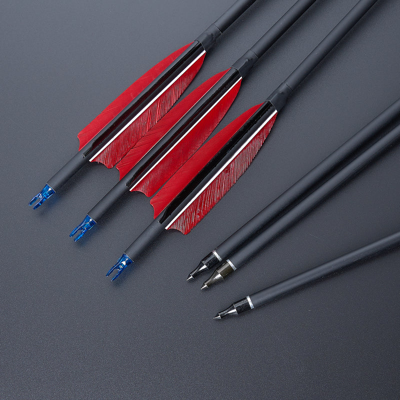 12 Stück 31,5 Zoll Bogenschießen-Feder mit Befiederung, Carbon-Pfeilrücken 500